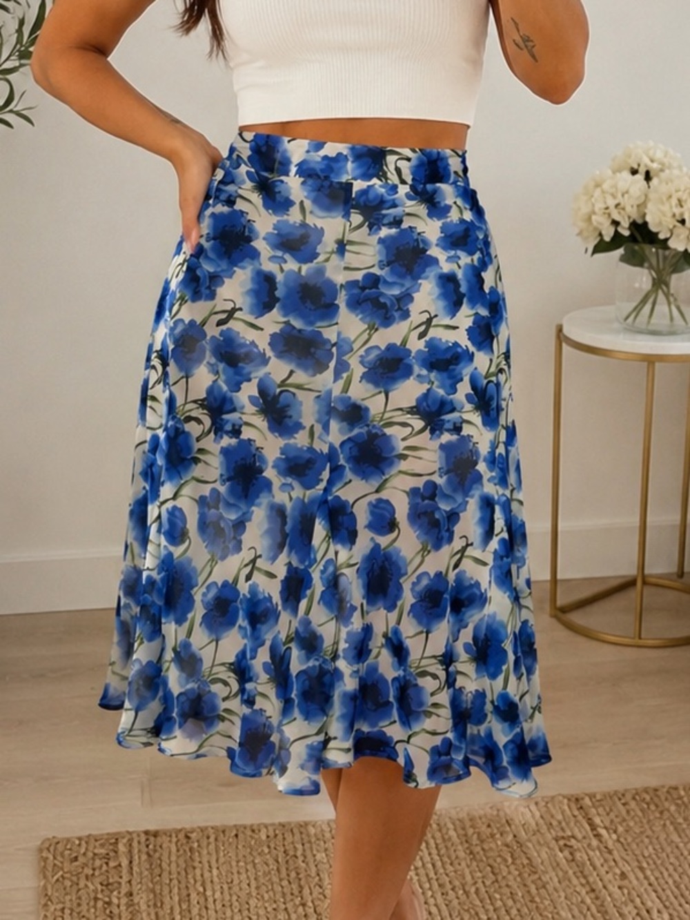 Jaclyn Smith Blue Floral Midi Skirt on Cream Base